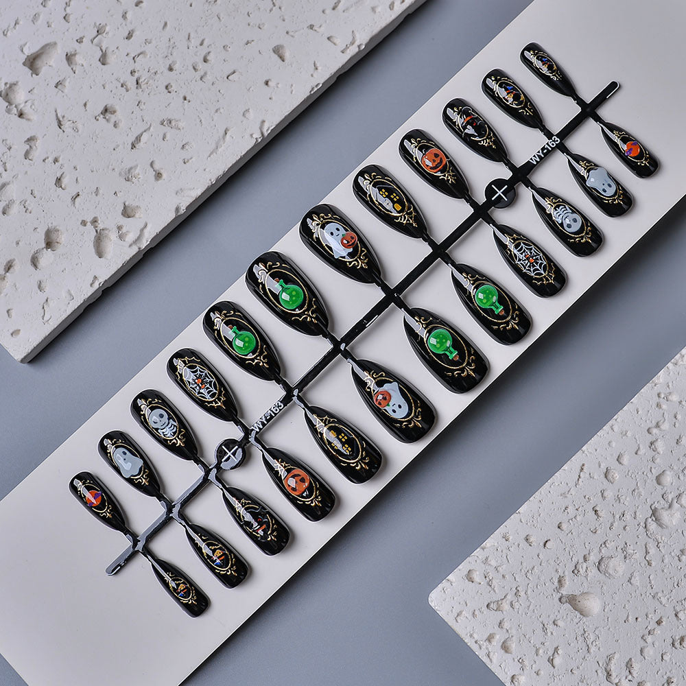 Decorative Themed Press-On Nail Set Stornfield