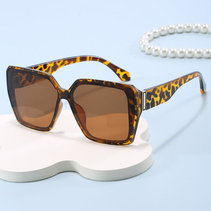 Women's stylish geometric sunglasses in urban style Stornfield