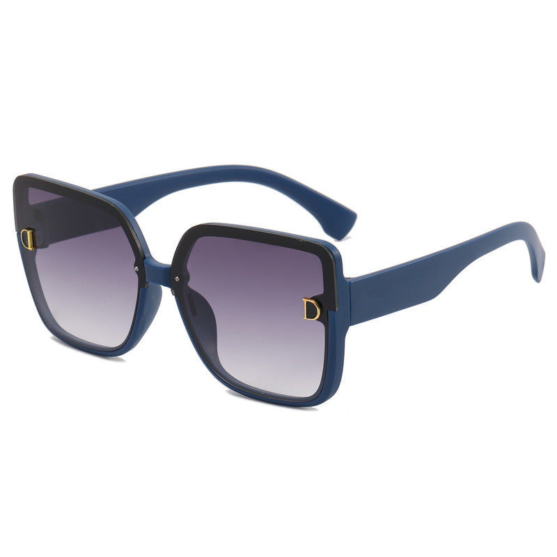 Women's trendy square sunglasses in minimalist design Stornfield