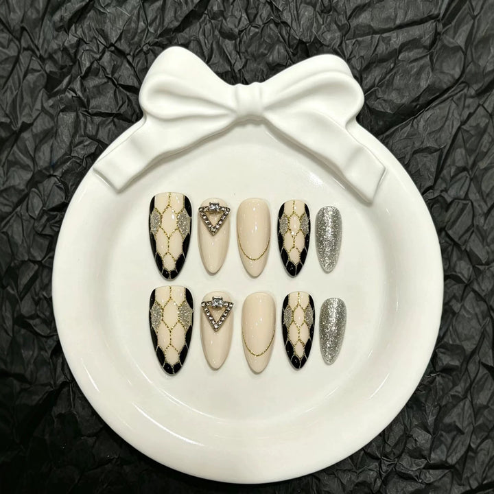 Luxury Press-On Nail Art Set with Decorative Gem Accents