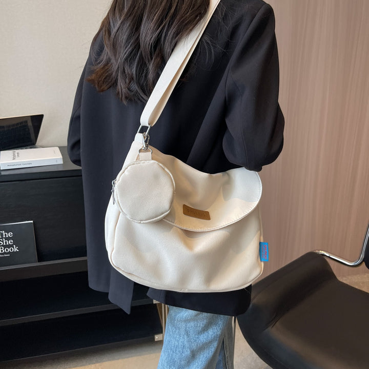Everyday-friendly shoulder bag Stornfield