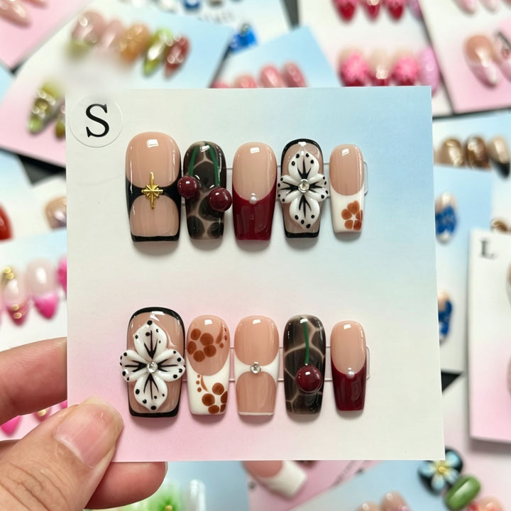 Handmade Floral Design Press-On Nails Set
