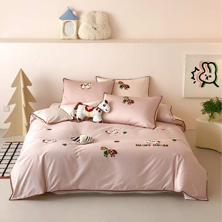 Embroidered Cat Appliqué Satin-Feel Duvet Cover Set with Contrast Piped Edge & Pillow Shams