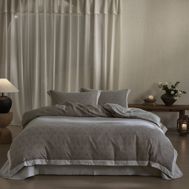 Floral Cotton-Linen Bedspread Set with Chambray Trim
