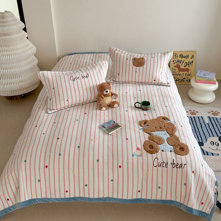 Quilted Cotton Bedspread Set with Dimensional Cat Appliqué & Pillow Shams
