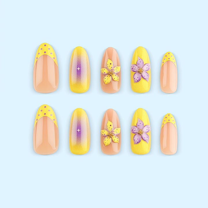 Premium Artificial Nails with intricate floral decorations Stornfield