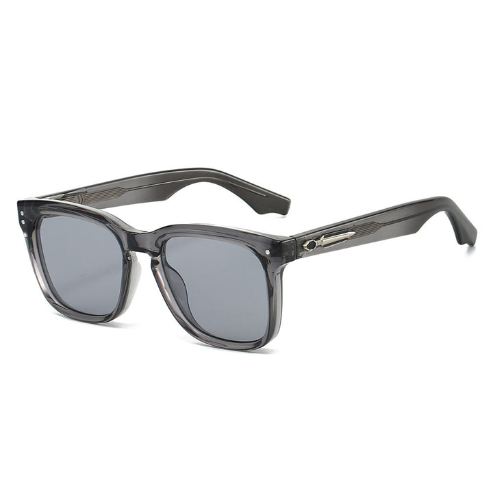 Ladies sunglasses in elegant rectangular design by Stornfield