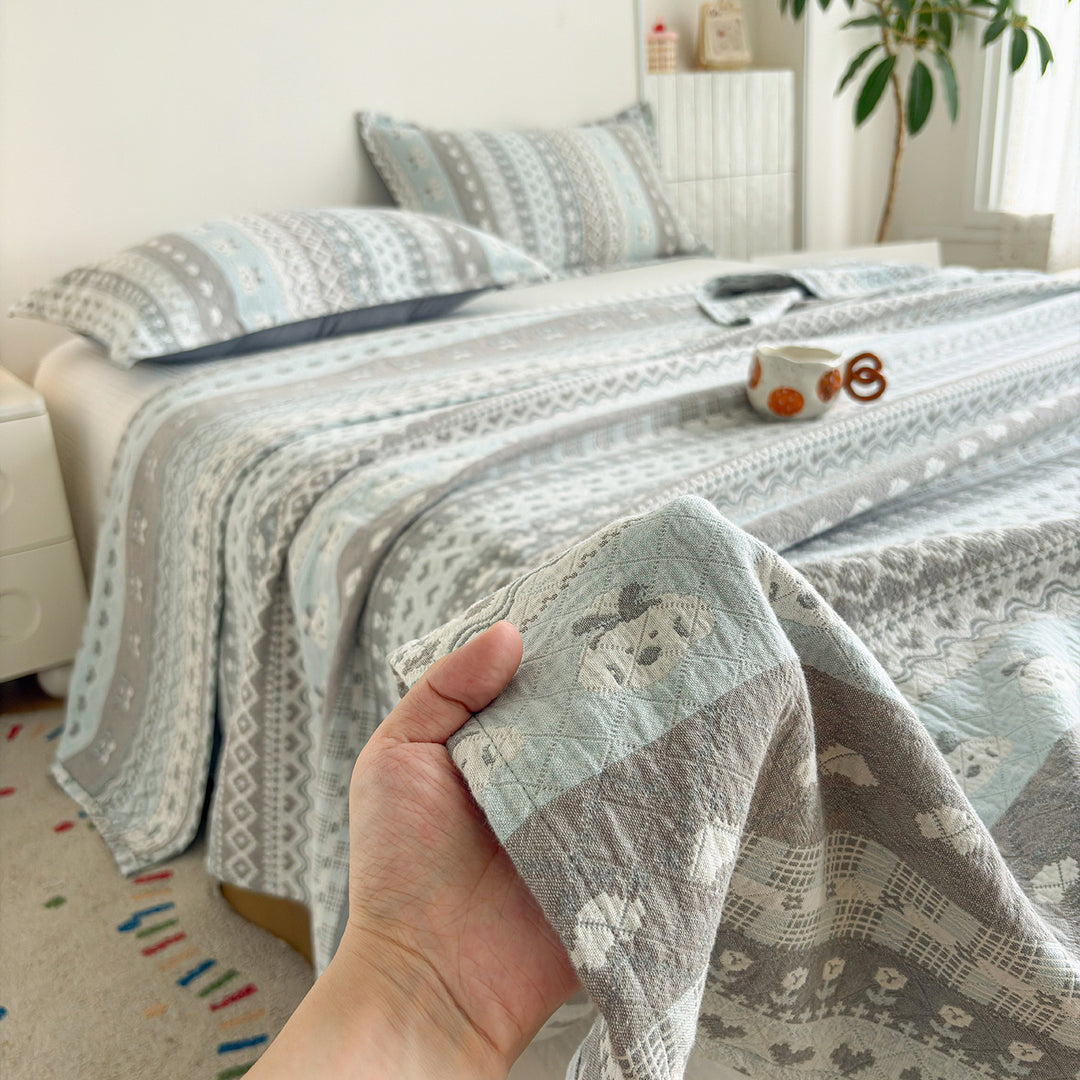 Reversible Quilted Floral Bedspread Set