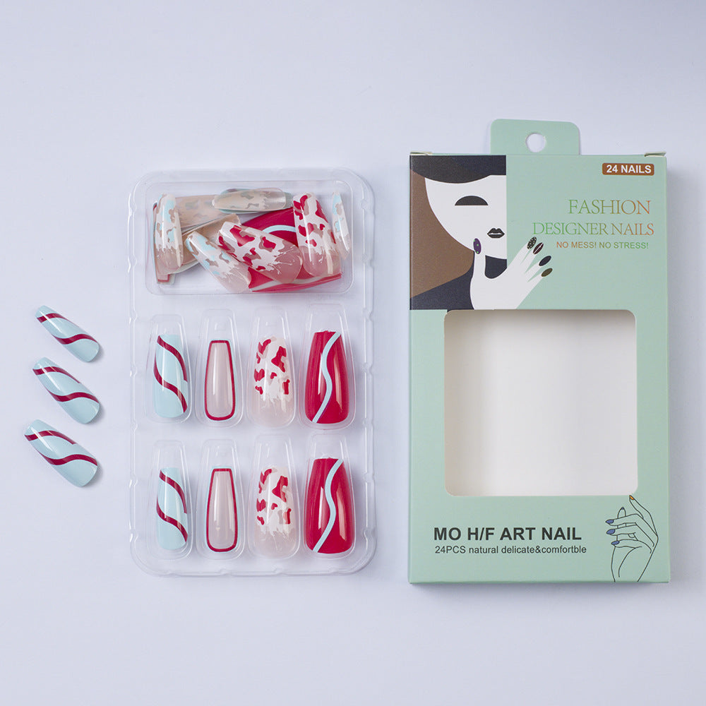 Artificial nails with creative heart pattern and elegant wave design Stornfield
