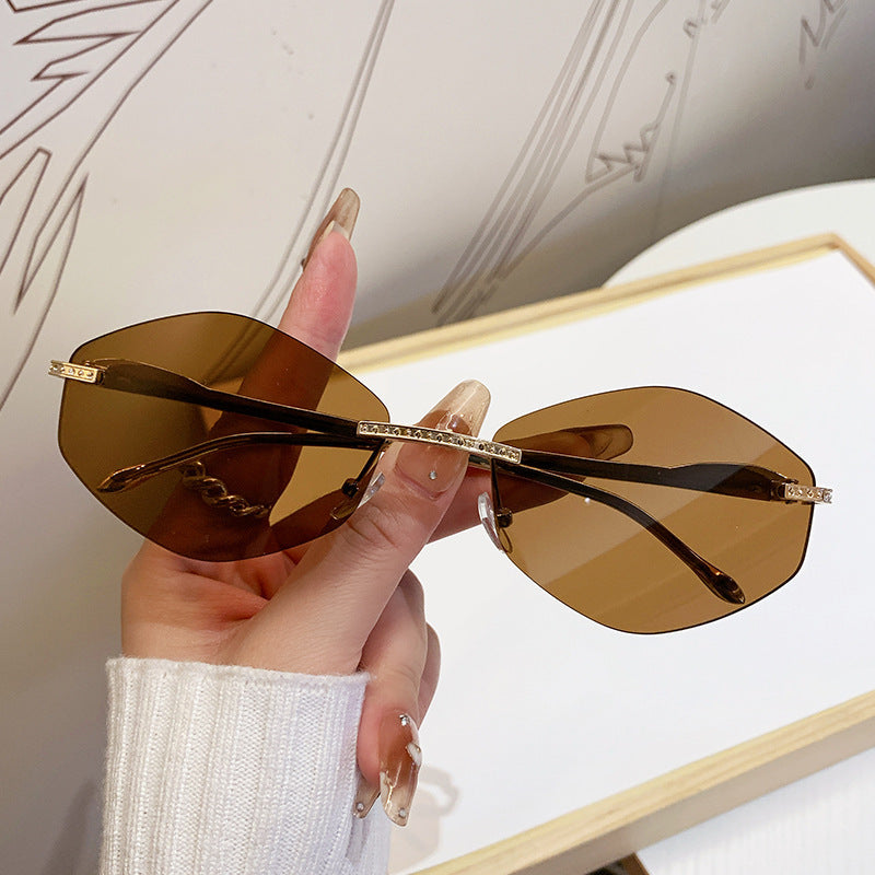 Women's extravagant sunglasses with sparkling accents Stornfield