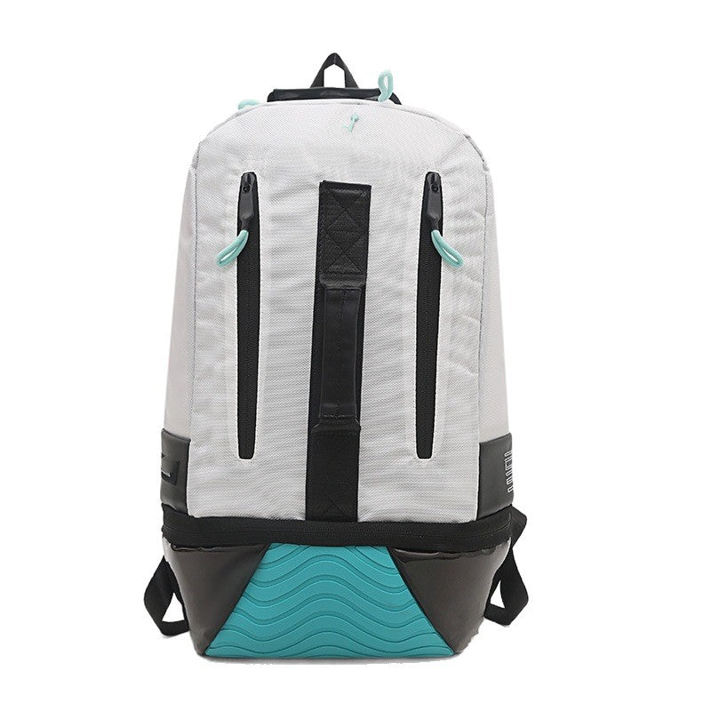 Sporty backpack with insulating bottom and water-repellent surface Stornfield