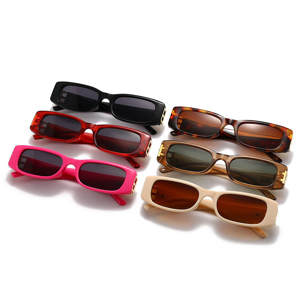 Ladies' fashionable sunglasses with luxurious gold-colored accent Stornfield
