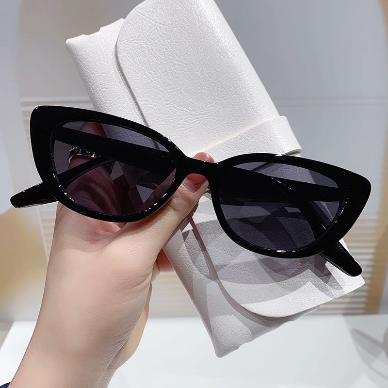 Ladies Cat-Eye Sunglasses with elegant, rimless design Stornfield