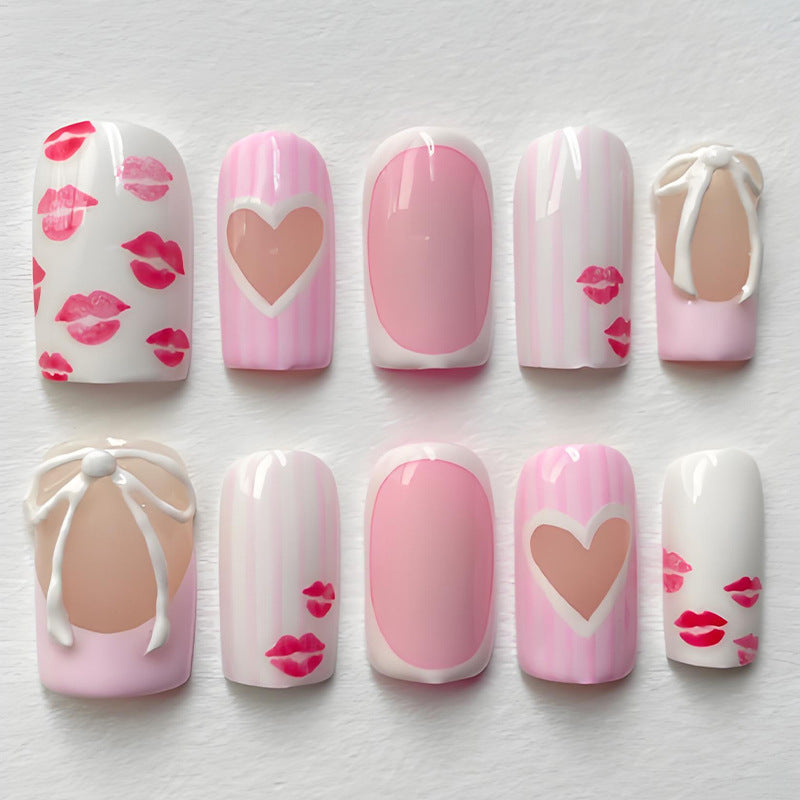 Artificial nail set with loving heart and lip motifs Stornfield