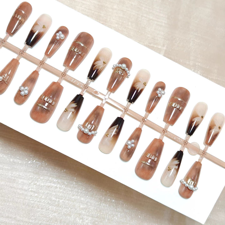 Nail Art Set with Elegant Gradient and Pearled Accents Stornfield
