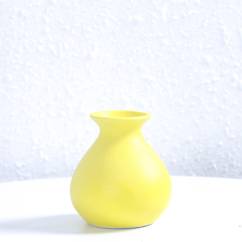Modern Textured Ceramic Decorative Flower Vase Stornfeild