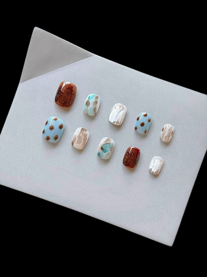 Abstract Artistic Press-On Nail Set
