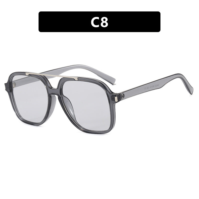 Women's square sunglasses with protective UV filter and elegant frame Stornfield