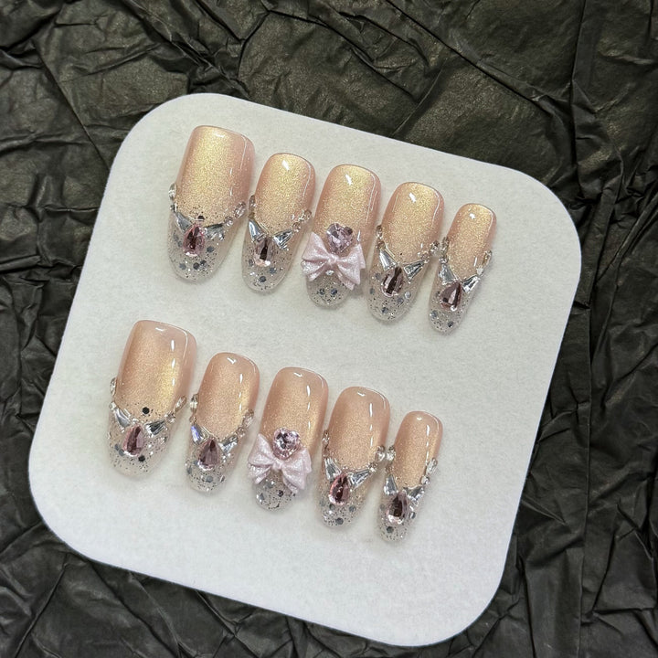 Decorative Press-On Nails Stornfield