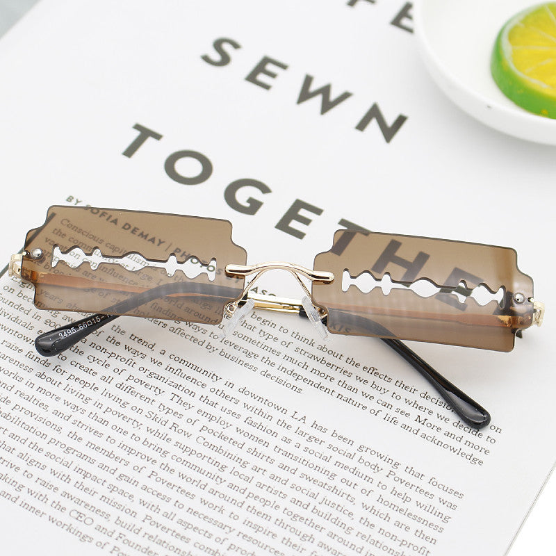 Women's Fashionable Retro Sunglasses in Unique Design Stornfield