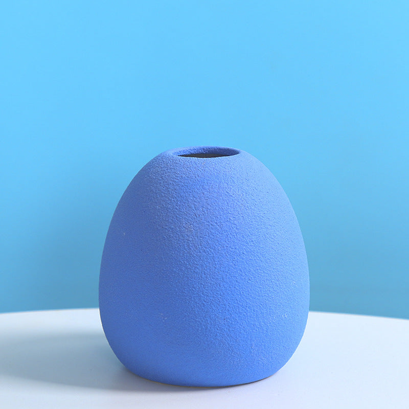 Modern Sculptural Ceramic Vase Stornfeild
