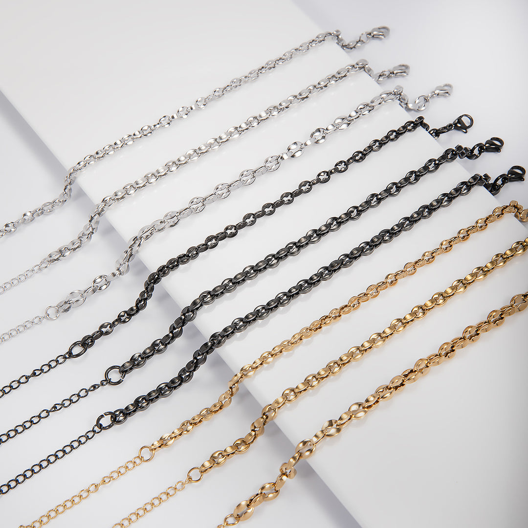 Contemporary Oval Link Chain Necklace Stornfield