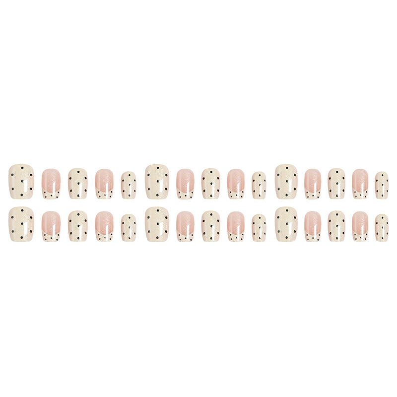 Trendy Nail Art Stornfield