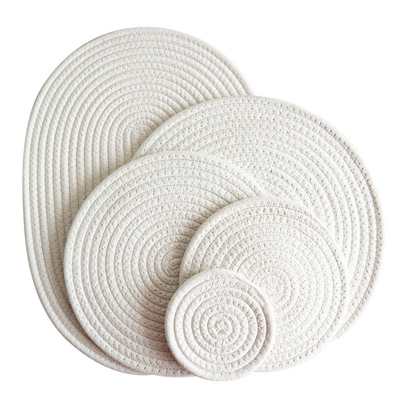 Ladies round placemats made of high-quality natural material Stornfield