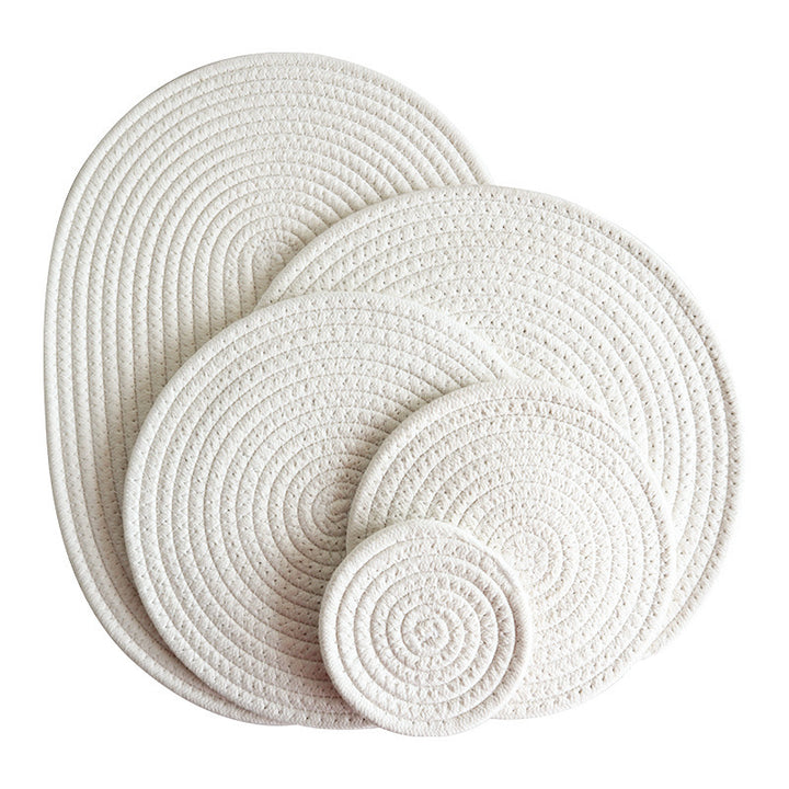 Ladies round placemats made of high-quality natural material Stornfield