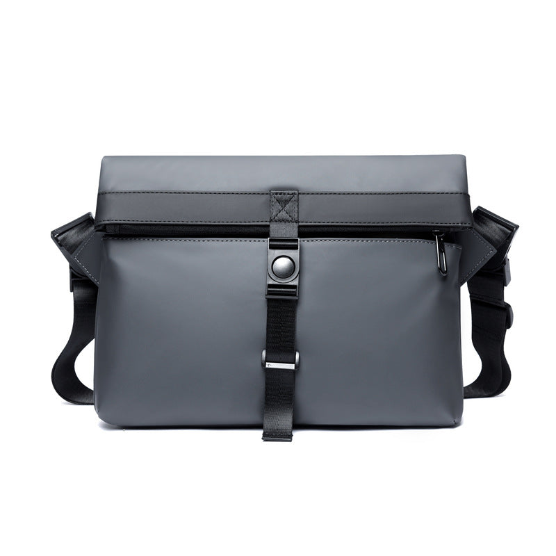 Water-Resistant Messenger Bag Stornfield