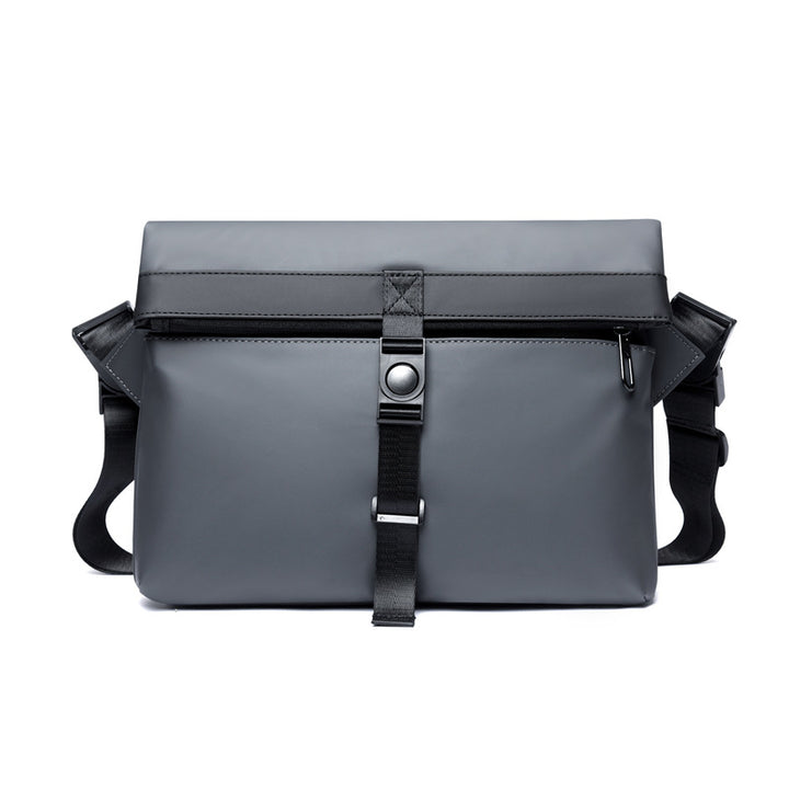 Water-Resistant Messenger Bag Stornfield