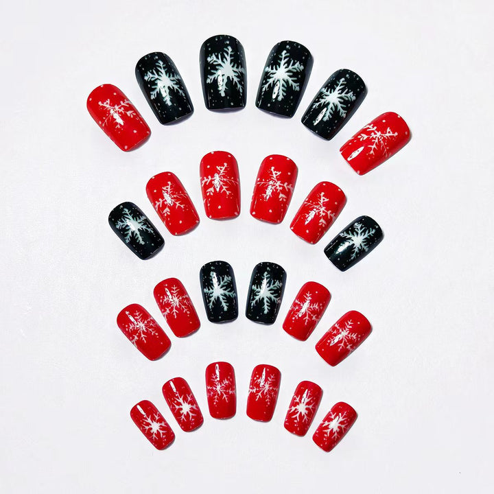 Artificial nails with winter snowflake design Stornfield