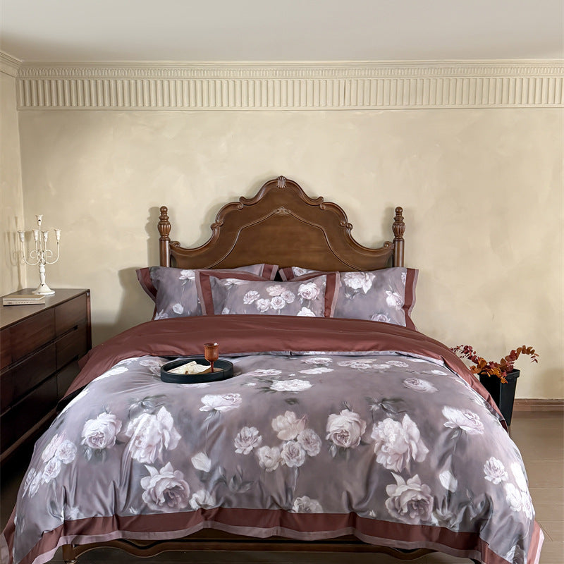 High-quality jacquard bedding set made of cotton satin with floral relief design and piped edge