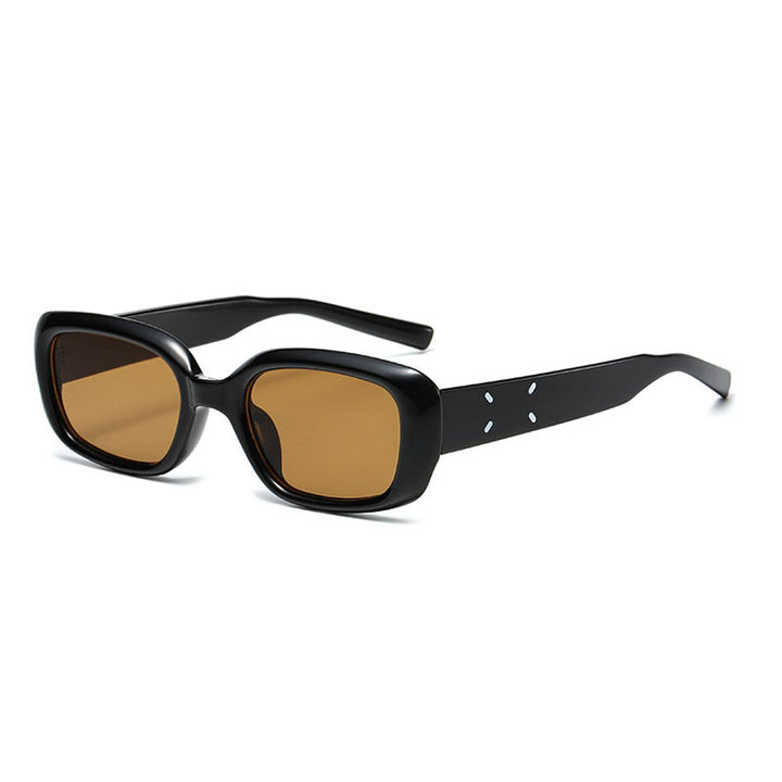 Ladies Retro-Inspired Sunglasses with Curved Frame Stornfield