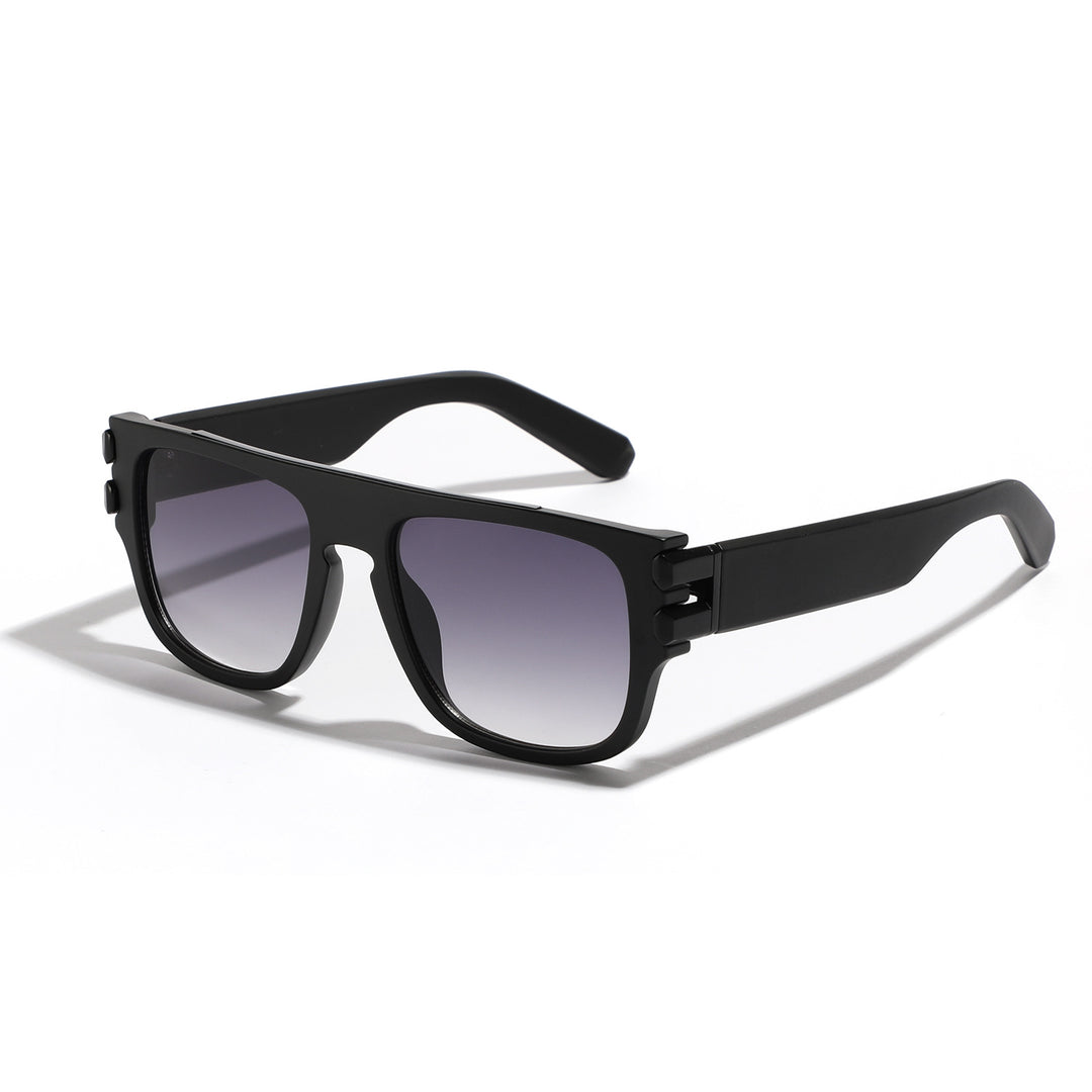 Ladies trendy oversized sunglasses with striking design Stornfield