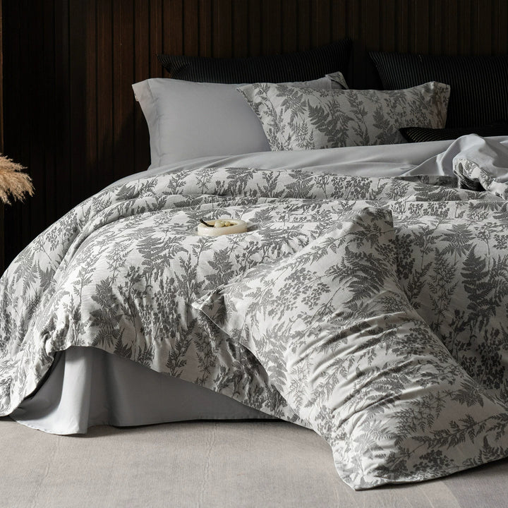 Luxury Cotton Sateen Reversible Duvet Cover Set with Scrolled Jacquard Print and Tailored Hem