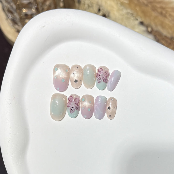 Floral-Inspired Press-On Nail Art Set with Star Accents Stornfield