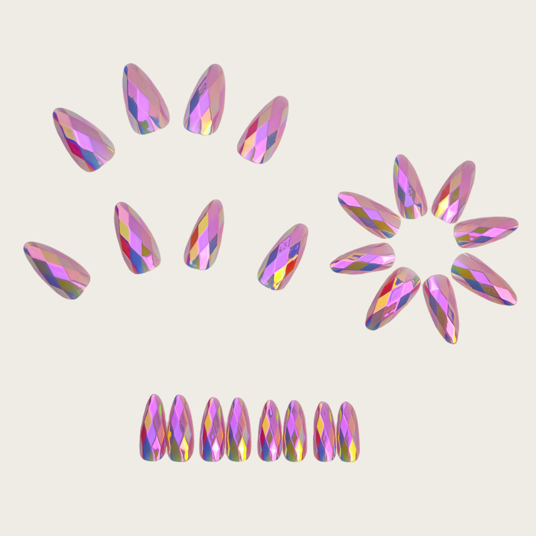 Artificial nails in elegant crystal design Stornfield
