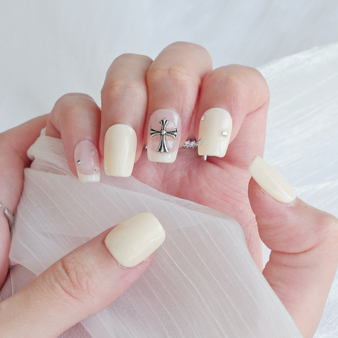 3D Cross-Embellished Press-On Nail Art Set