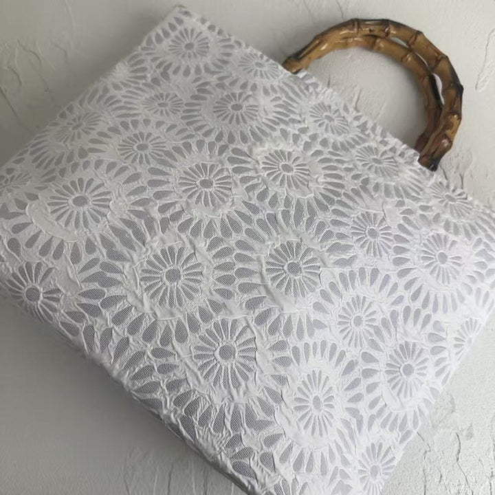 Exclusive and handcrafted beach bag with bamboo handles Stornfield