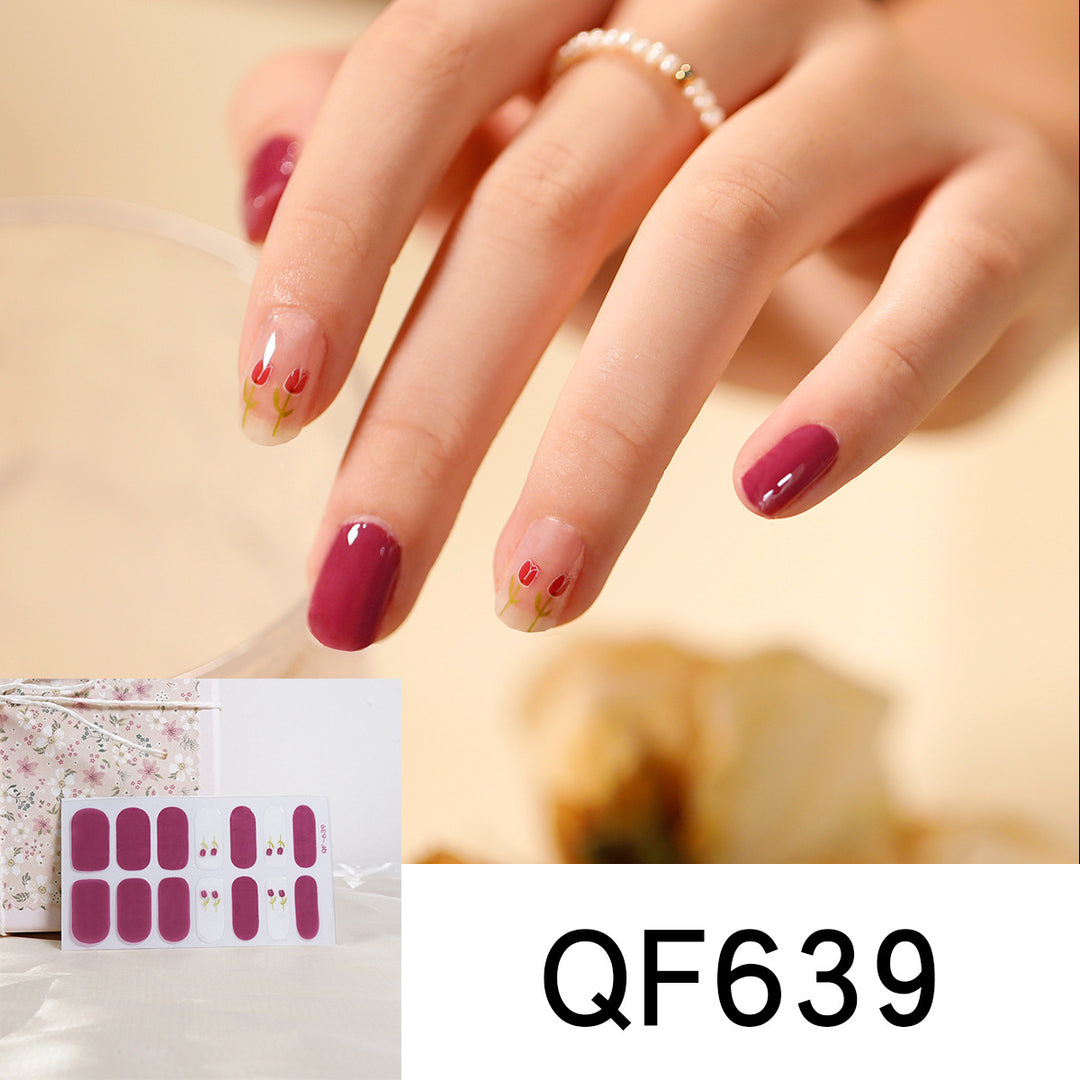 Artificial nail design with heart motif Stornfield