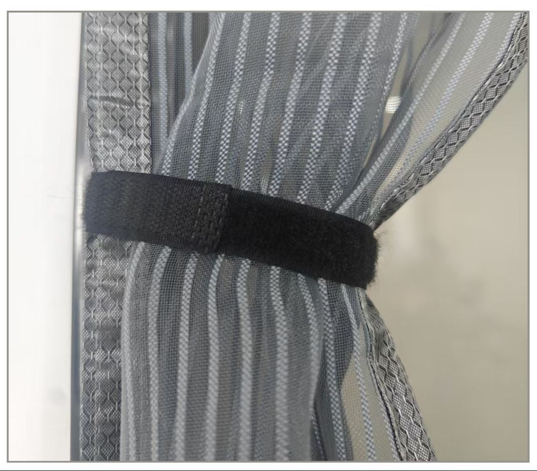 Lace-Trimmed Magnetic Mesh Curtain Stornfield