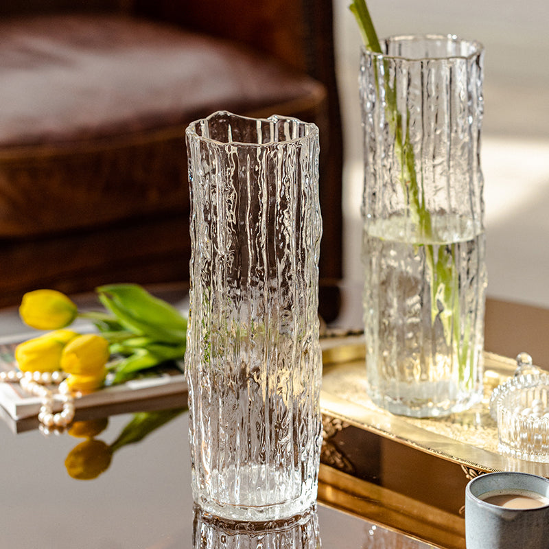 Artful Glass Vase in Modern Design Stornfield