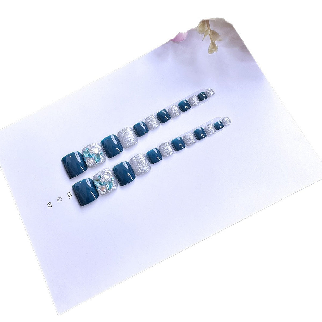 Exclusive toenail art with glitter and gemstones Stornfield