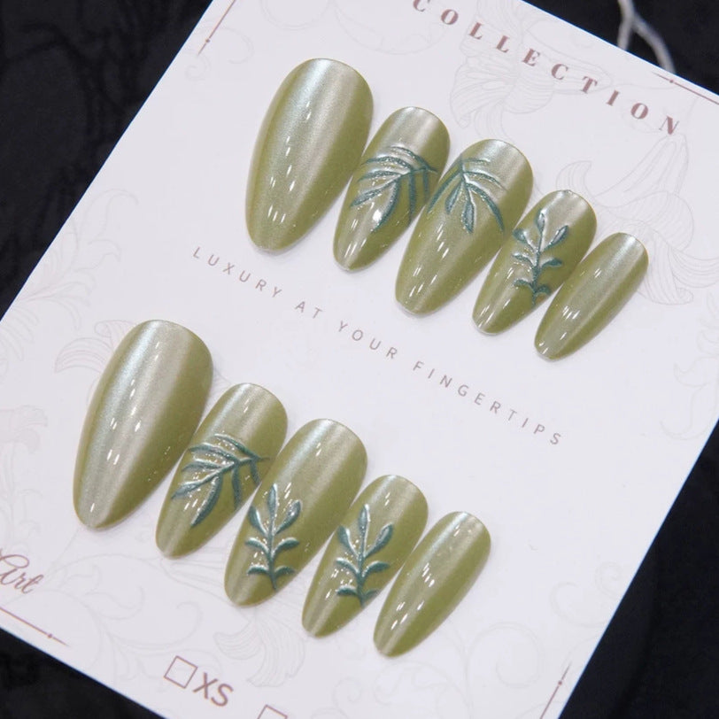 Artfully Designed Press-On Nail Set