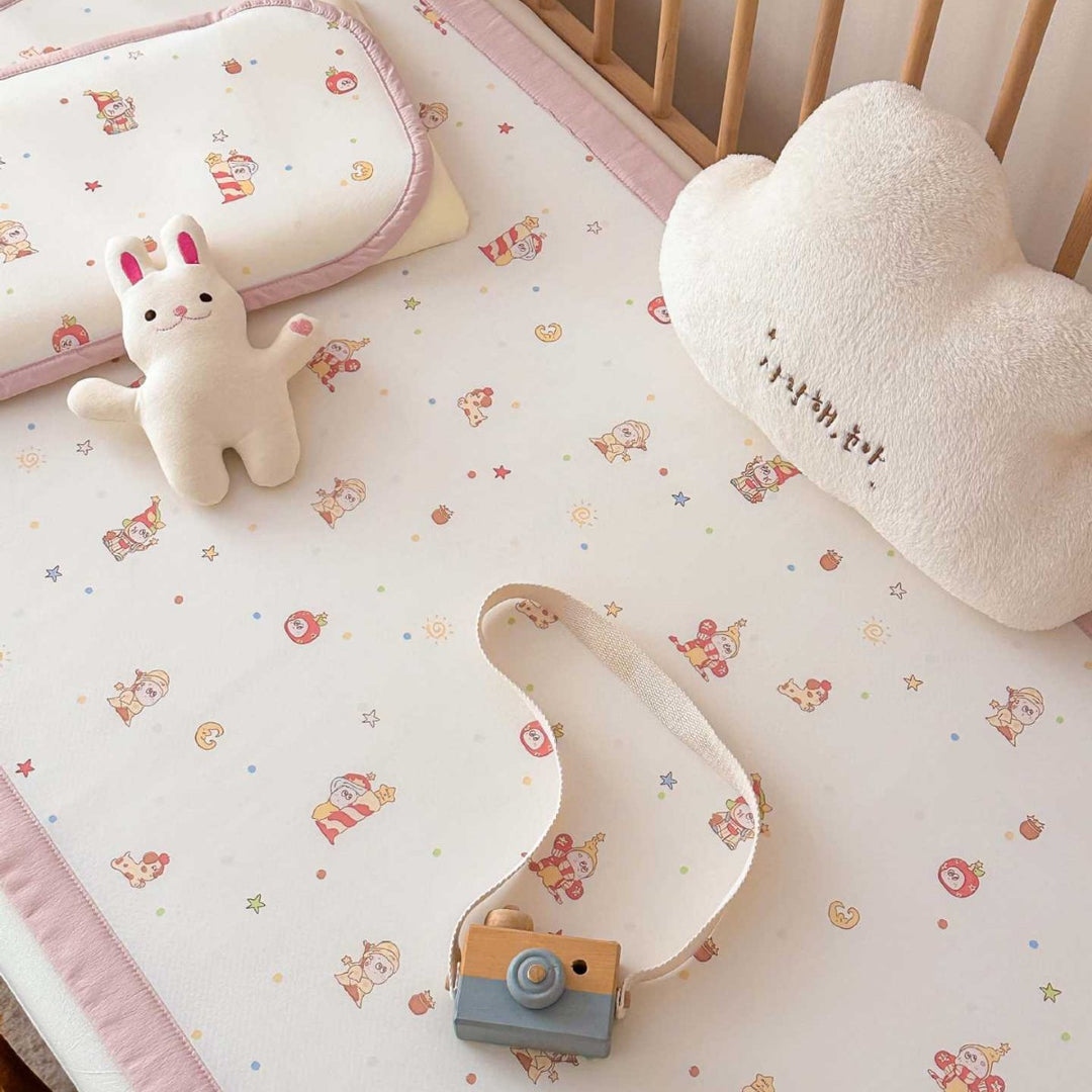 Waterproof Baby Mattress Cover with Cute Dog Prints and Breathable Cover