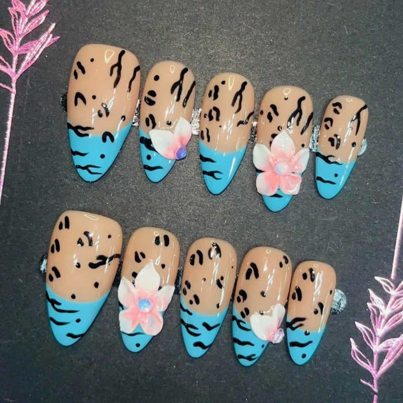 Nature-Themed Artistic Press-On Nail Set Stornfield