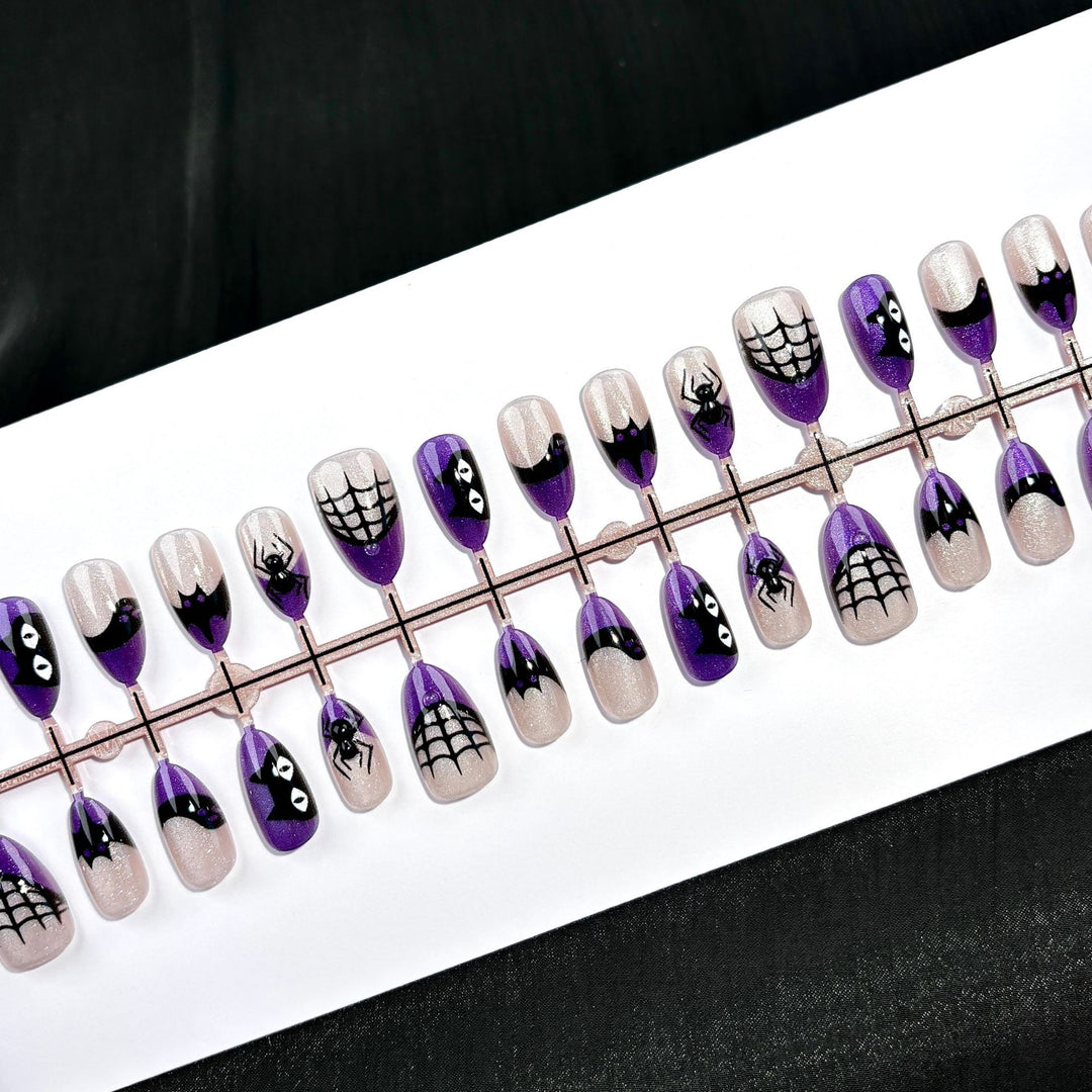 Halloween-Themed Press-On Nail Art Kit
