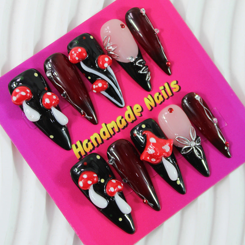 Artificial nails with handcrafted 3D designs Stornfield