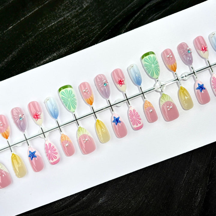 Decorative Floral Press-On Nail Set